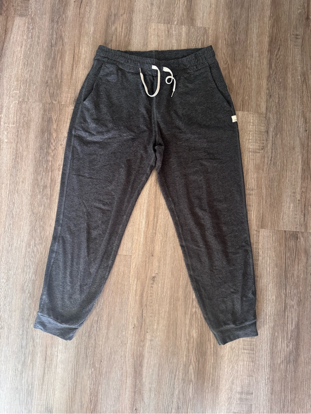 Vuori Charcoal Gray Performance Jogger Pants Size Small
